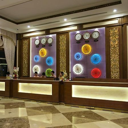 Hotel Royal Aster Naypyidaw Екстер'єр фото